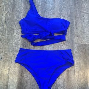 Blue one shoulder two piece bathing suit